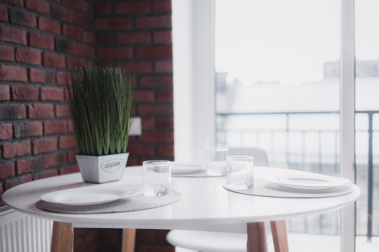 Kostjukowski Apartments Lychakivska 70A Lviv Kültér fotó