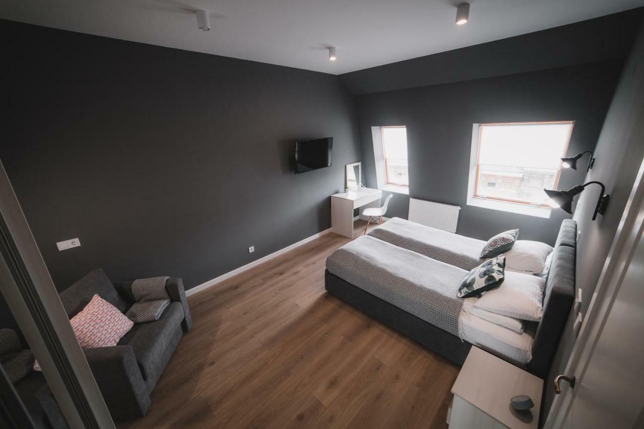 Kostjukowski Apartments Lychakivska 70A Lviv Kültér fotó